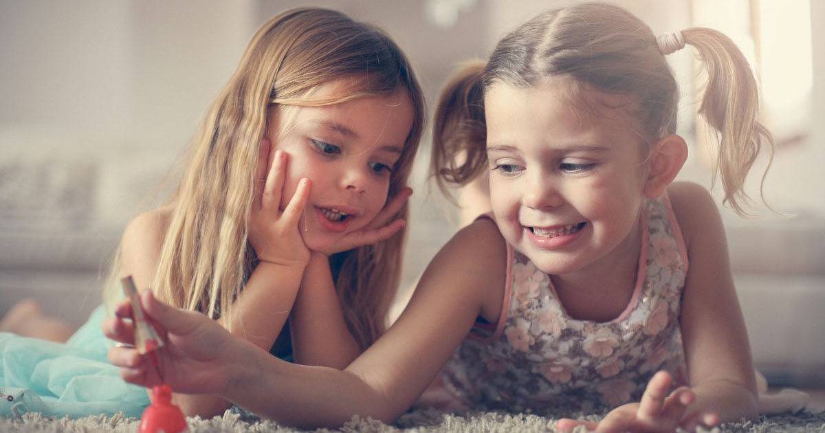 Single mom refuses to let her 4-year-old daughter's friend play at her house, even though the friend's mom has let her daughter play at her house: 'My kid isn’t allowed over there because the mom doesn’t want to clean up the mess.'