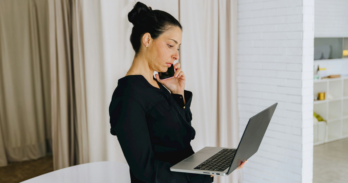 Boss gets fired by assistant, gets offended when she asks for a recommendation letter 6 months later: 'She cursed me out'