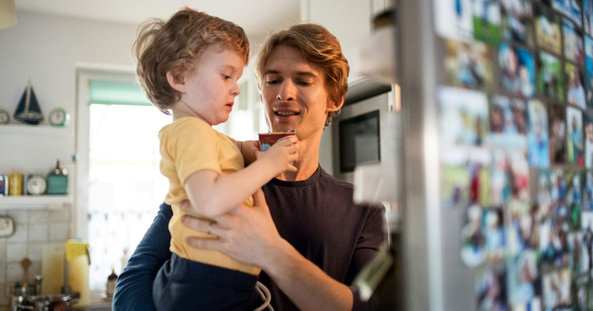 Woman refuses to let her roommate move her boyfriend and his 2 kids into their 2 bedroom apartment: 'She said I’m being selfish and unsupportive of her relationship.'