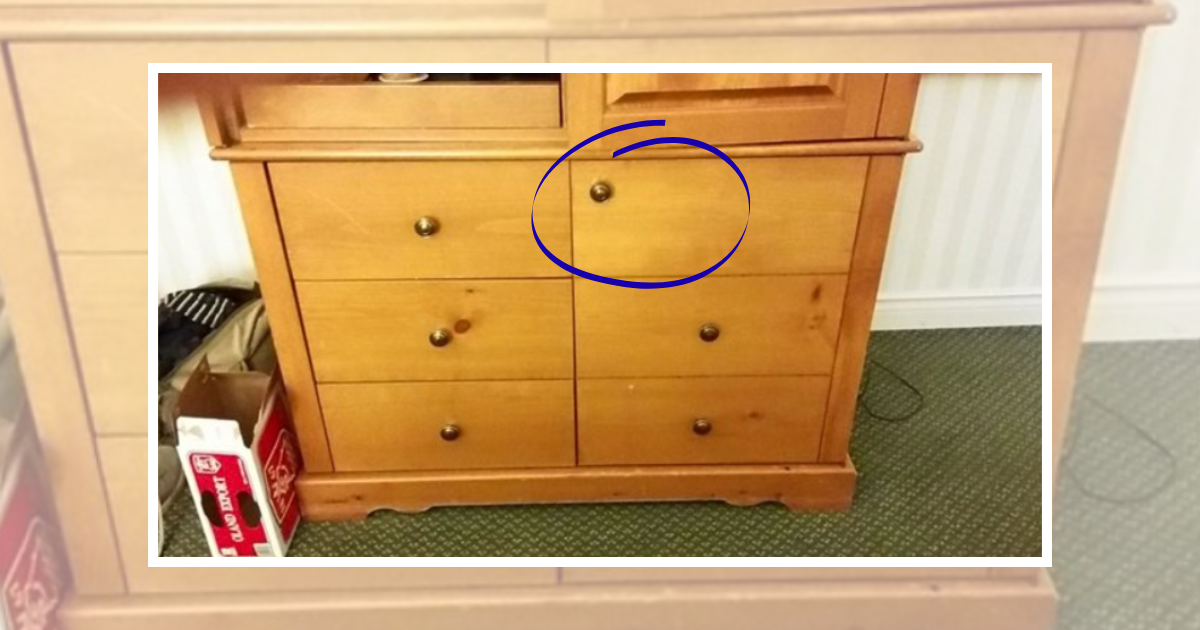 21 Mildly Misaligned Photos That Might Bother You More Than They Should