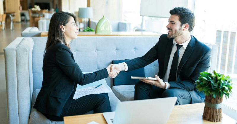 Job seeker ghosts hiring manager for role that pays $30k more, she becomes his boss 3 years later: 'I am no longer interested in working here'