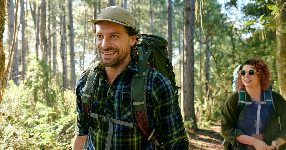 Friends plan trip to Tennessee mountains and spend $1000 each, one disinvites the other because he wants to bring his new girlfriend: 'I don’t want to spend a week in the woods with someone I don’t know'