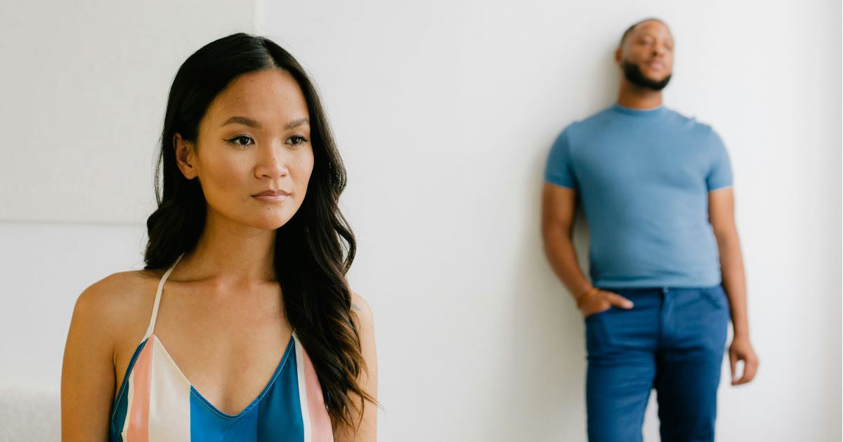 Spender girlfriend making $40K tells saver boyfriend making $95K that he should cover her if she runs out of money: 'You've got enough for the both of us, don't you?'