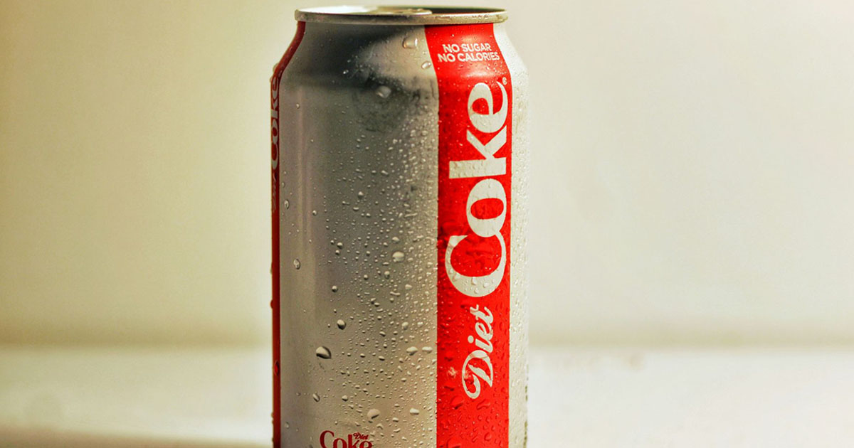 NYC restaurant charges Midwestern couple $60 in Diet Coke refills because the waitress didn't tell them that refills weren't free: 'They still tipped though!'