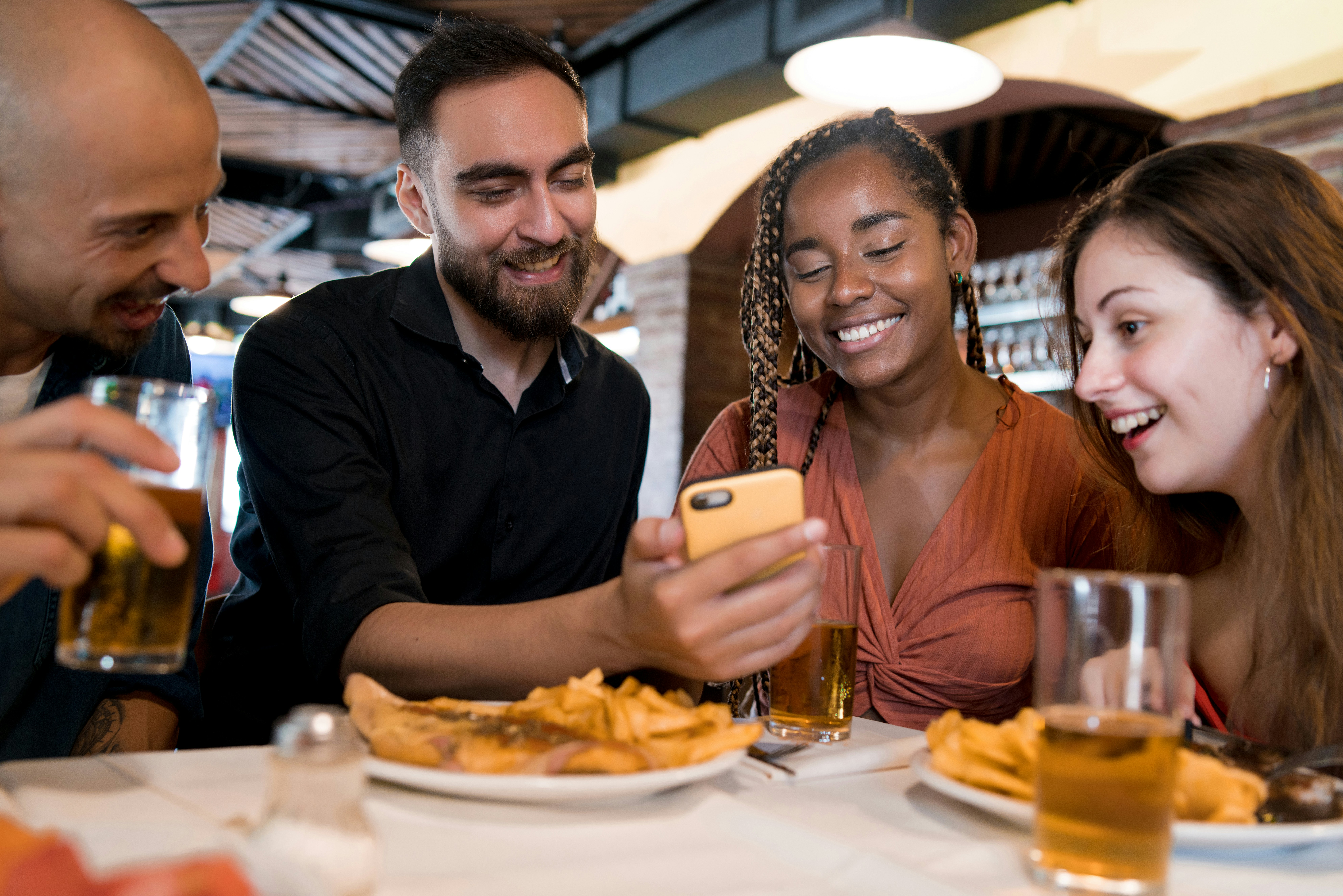 Pittsburgh Restaurant Owner Calls Out An Influencer with 15 Million Followers Who Demands $1800 to Eat at His Restaurant: “We aren’t interested in that”