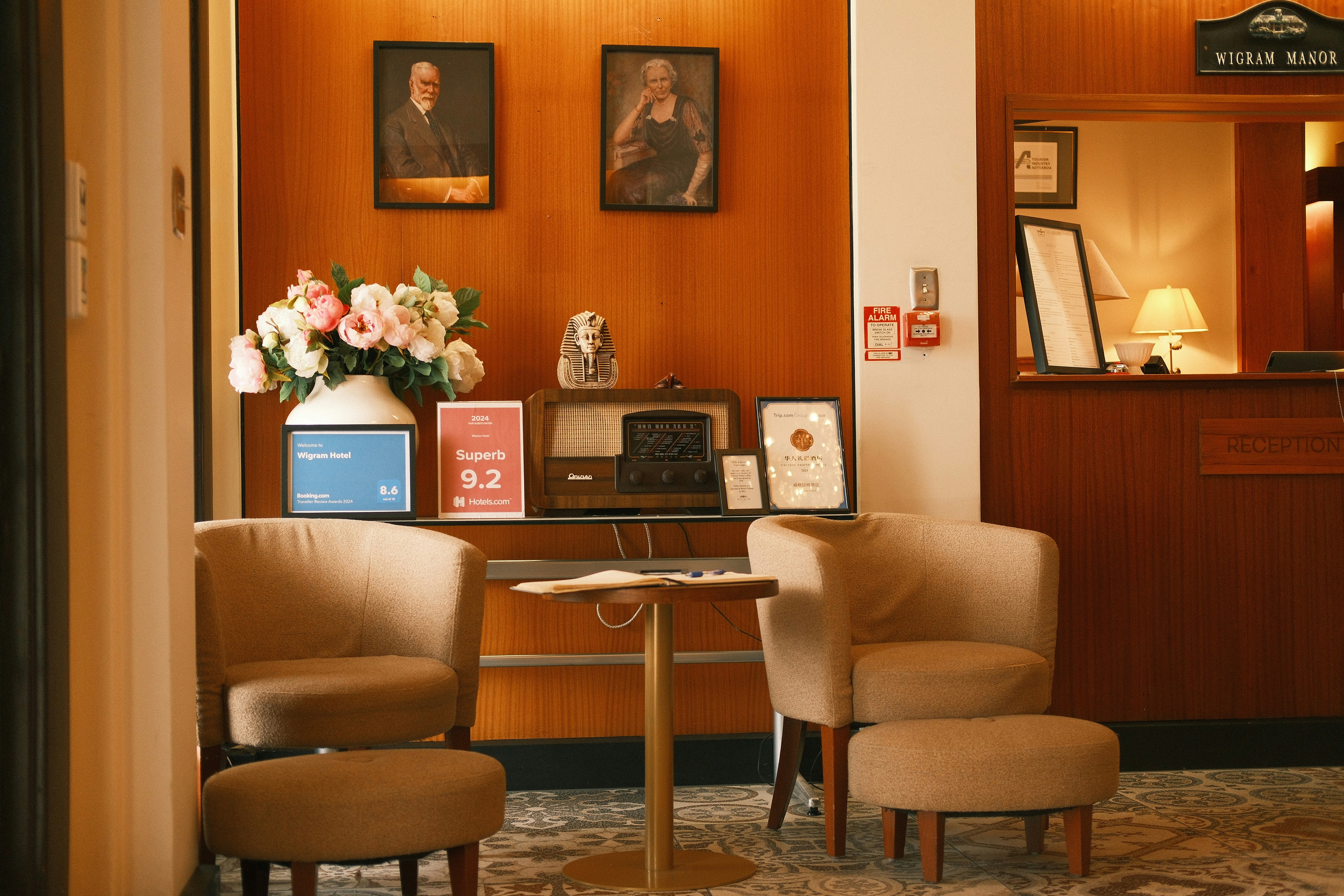 Hotel guest who isn't behaving properly says, "Do you know how I am?" and makes the front desk employee discover a scam that other employees were doing for months: 'Needless to say, both were fired a few days later.'