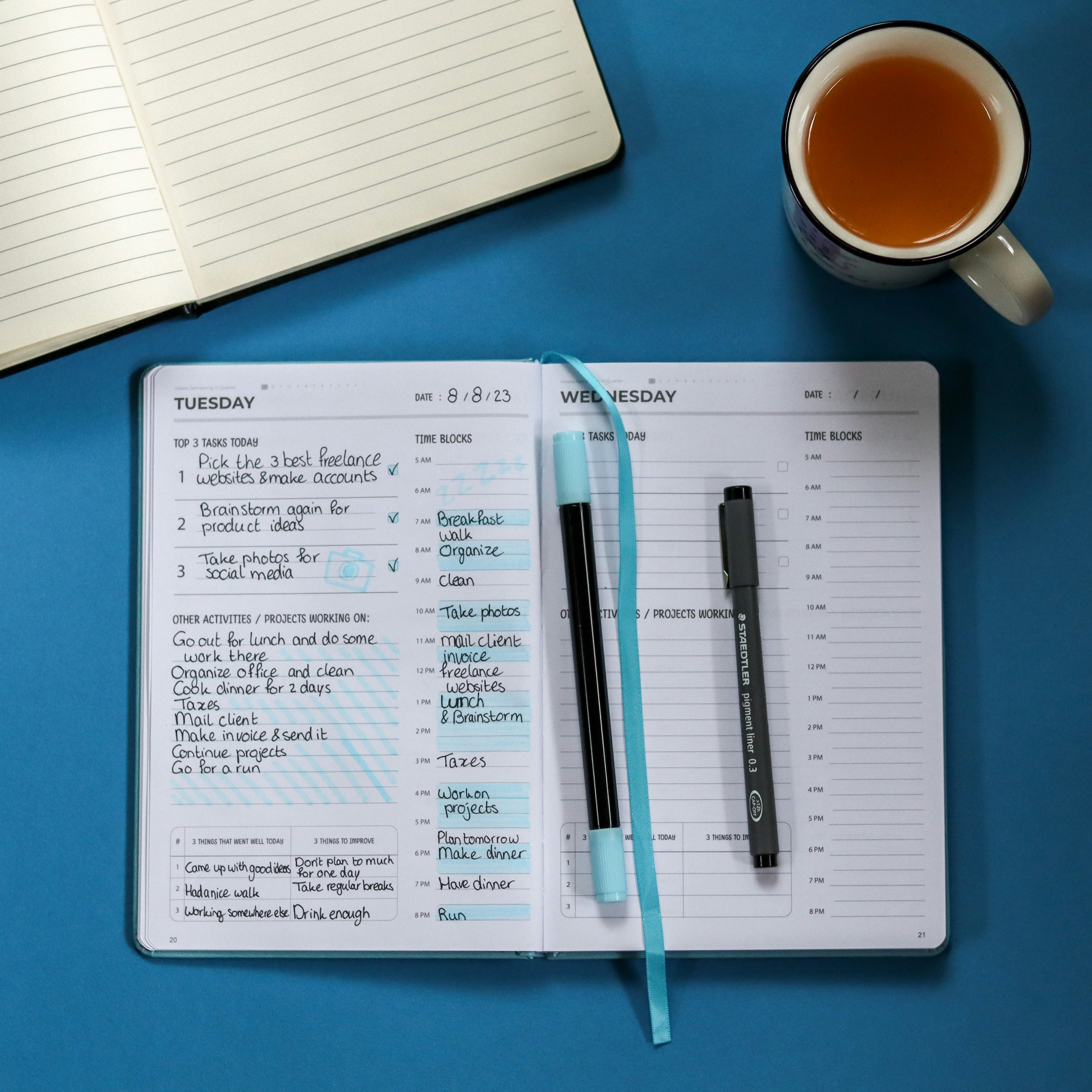 Corporate employee needs to log in day sheets with the tasks he does, but he has nothing to do for most of the day and doesn't know how to pretend anymore: 'What am I supposed to log when I literally have nothing left to do? '
