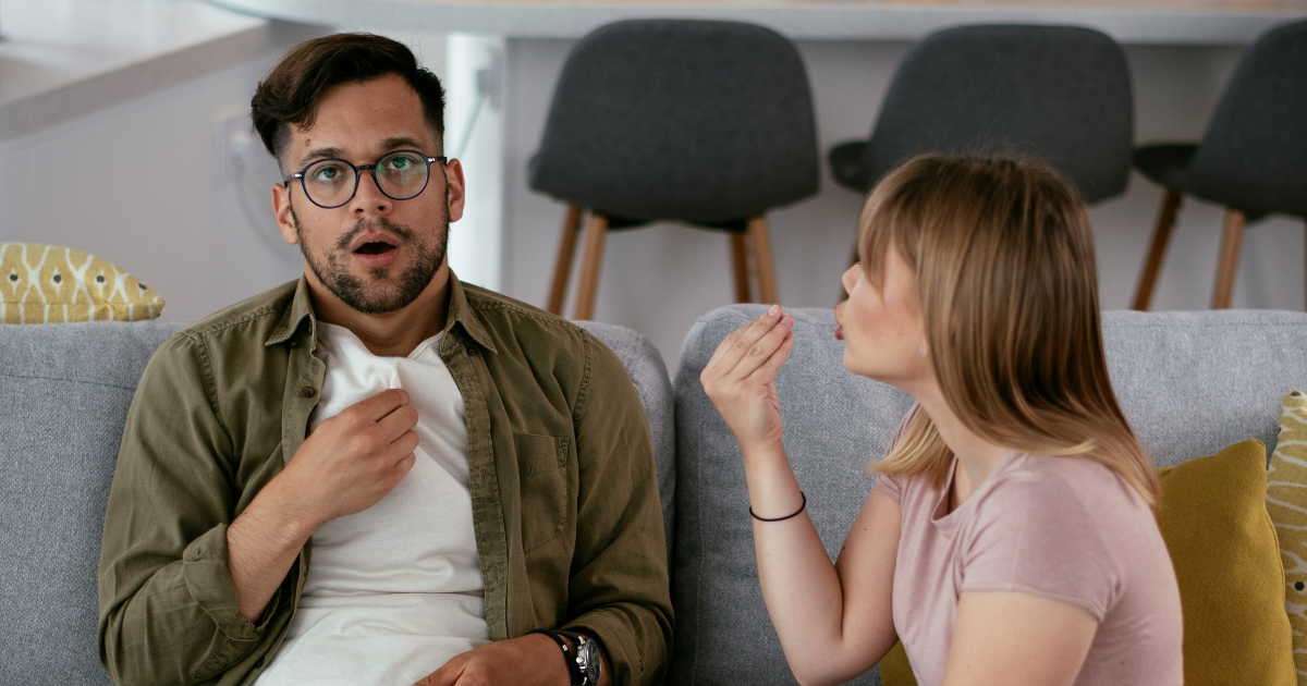 24-year-old boyfriend shuts down girlfriend’s 18-year-old sister’s request to crash at their apartment after she makes snide comments about his acne, weight, and looks at family dinner: 'At least he’s reliable and makes a lot of money'