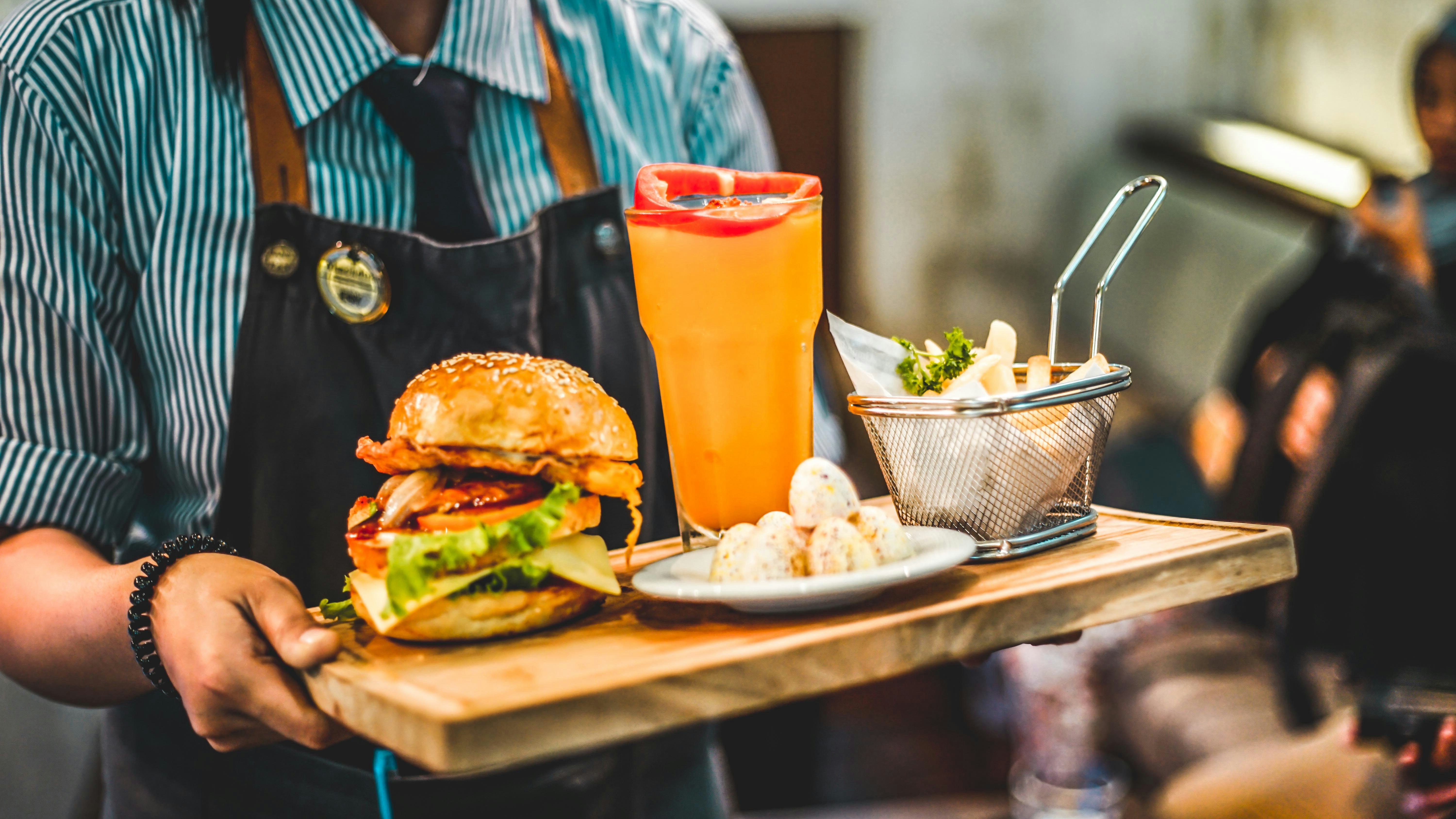Is it an obligation to tip on percentage? People discuss tipping culture around the world, some people get it, others criticize it completely: 'Pretty soon someone's going to ask for a tip just for handing me a receipt.'