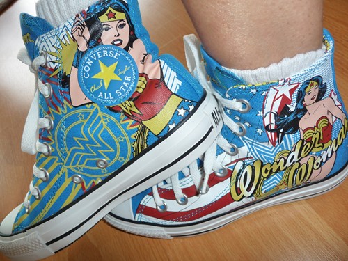 wonder woman high top converse