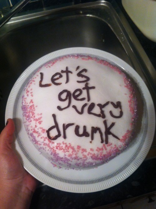I Hope There's Booze in That Cake After 12 funny pictures, party fails, party poopers, fail