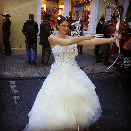 catching fire katniss wedding dress
