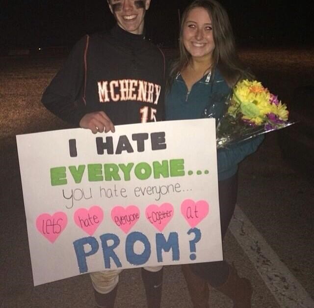 finally-a-promposal-you-don-t-want-to-hate-win-epic-win-photos