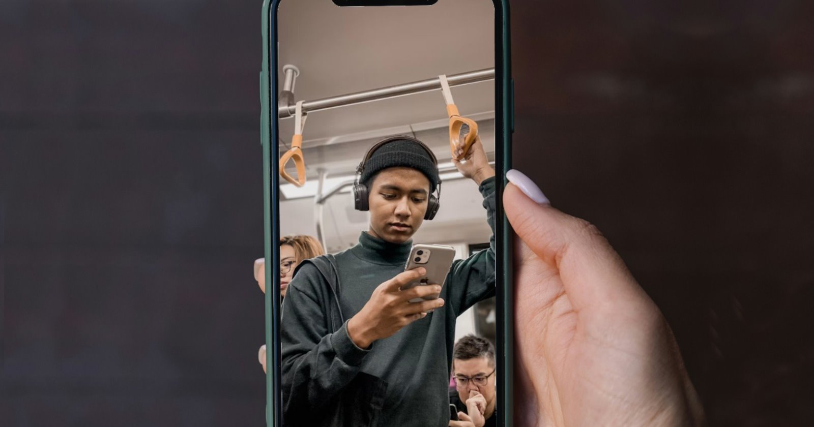 People Who Remember Life Before Smartphones and Social Media... What Was It Like? — Social Media Is Older Than Some New College Graduates, and That Explains a Strange and Growing Generational Divide