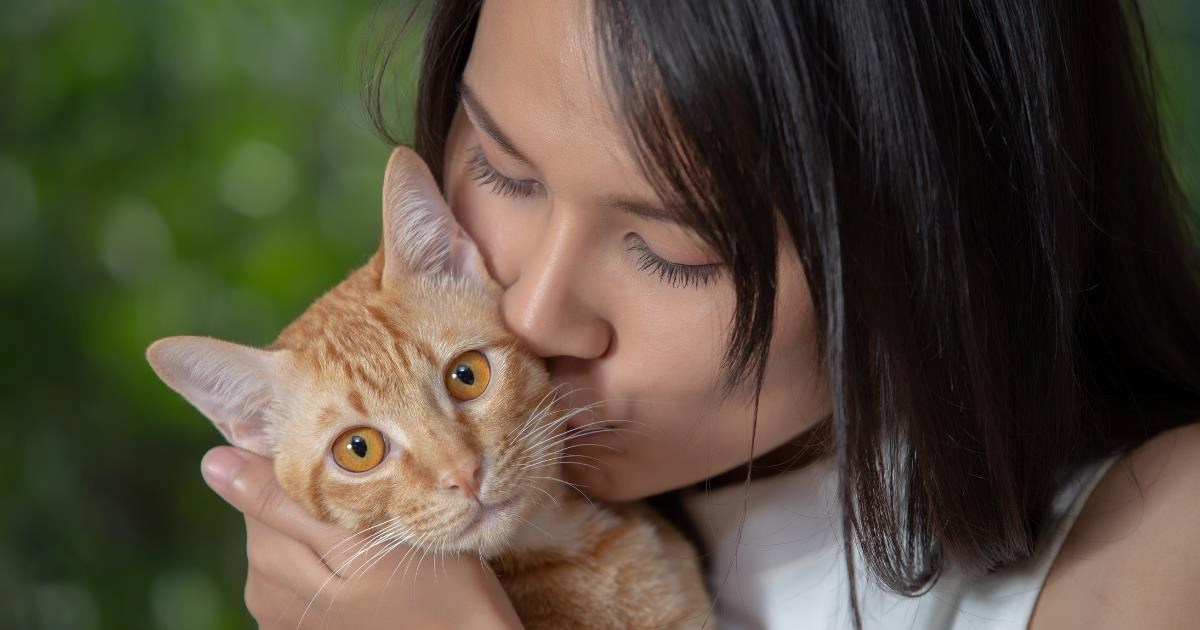 'My dog's frito feet': 23 Weird smells that everyone secretly loves