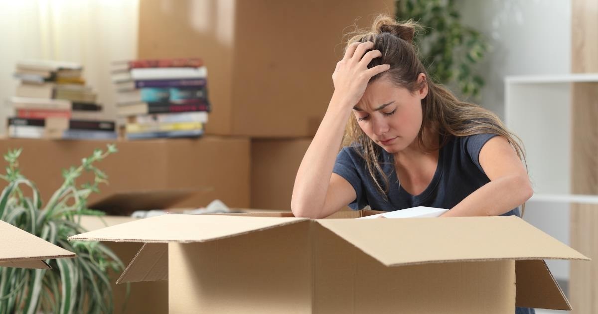 21-year-old daughter discovers stepdad doesn't want her to live with her mom and him, she moves in with bio dad, refusing to tell mom the truth: ‘I don’t want to start a fight’