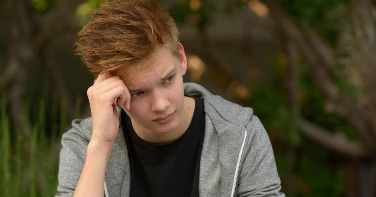 16-year-old son finds out the reason for his parents' divorce, leading him to move in with his dad full-time, mom accuses him of ruining the family: ‘You should have minded your own business ’