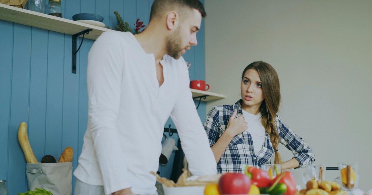 30-year-old boyfriend refuses to respect girlfriend because she grew up wealthy, claims she hasn't worked for anything: 'I'm not sure what you want me to do about my parents being rich and at this point, you have to get over it'