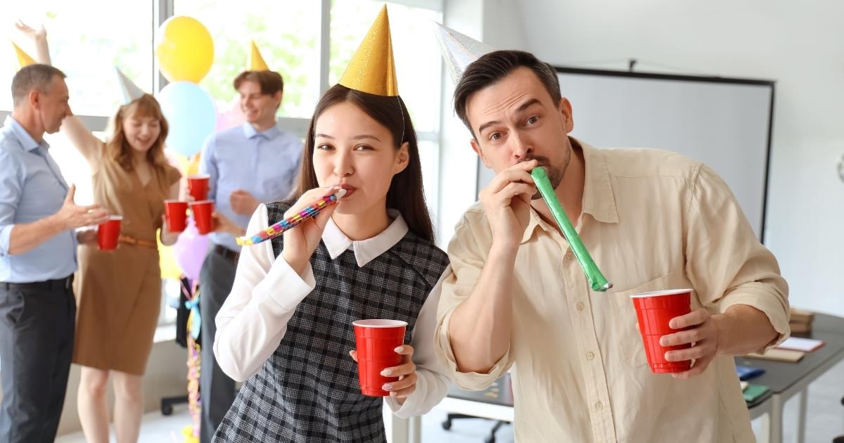Woman skips her own surprise birthday party after discovering her sister secretly planned it against her wishes, and even invited her recent ex-boyfriend to force a reconciliation, sparking major family drama: 'She said that I was dramatic and ungrateful'