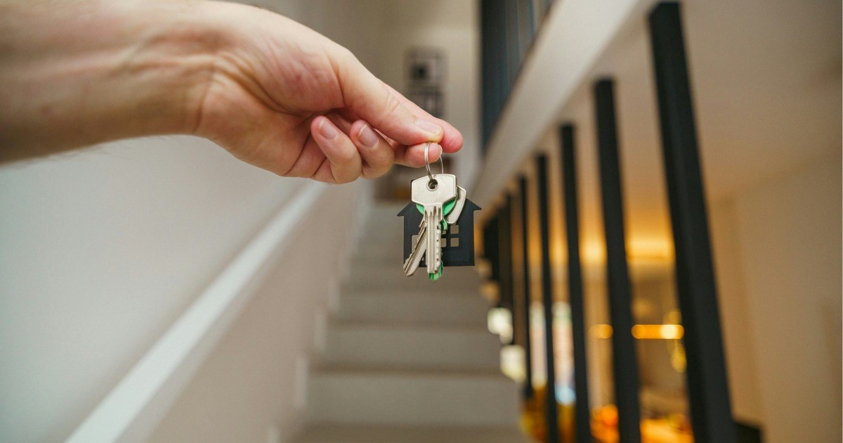 44-year-old homeowner wants to evict elderly relative for asking them to make repairs to the house: 'Someone gives you a free house but you are complaining they don't pay you rent?'