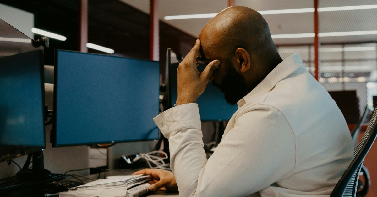 Remote employee quits, boss forces them to travel across the country and stay 3 months to finish their work: 'No is a complete sentence'