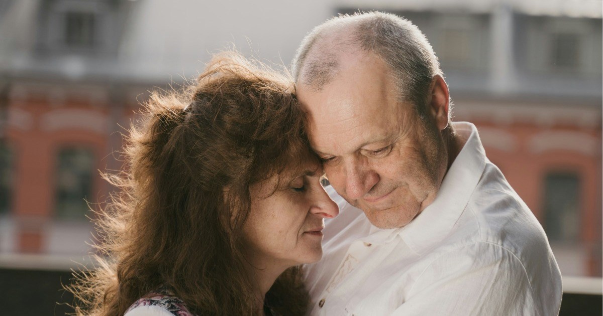 Son tries to make parents sign away 150K retirement savings to fund struggling “startup,” but his older brother exposes him and saves their financial future