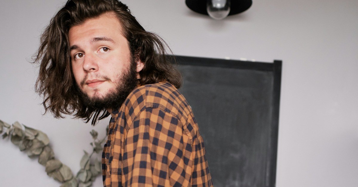 Virginia parents want their 25-year-old son to co-sign a $900k loan against the share of the family home they gifted him: ‘They asked me if they can use my income to apply for the home equity loan’