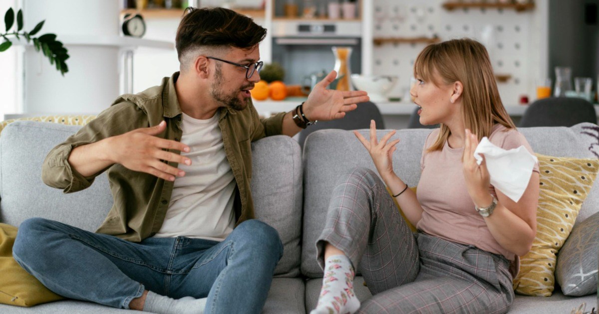 25-year-old boyfriend asks girlfriend to post him on his Instagram for their 1-year anniversary, she refuses