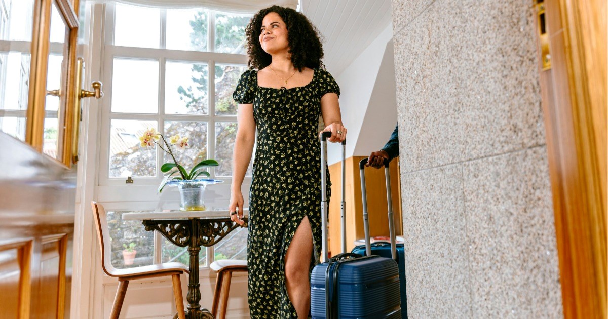 'People think my house is an AirBNB': Homeowner surprised by AirBNB guests entering the wrong home at 1:30 AM