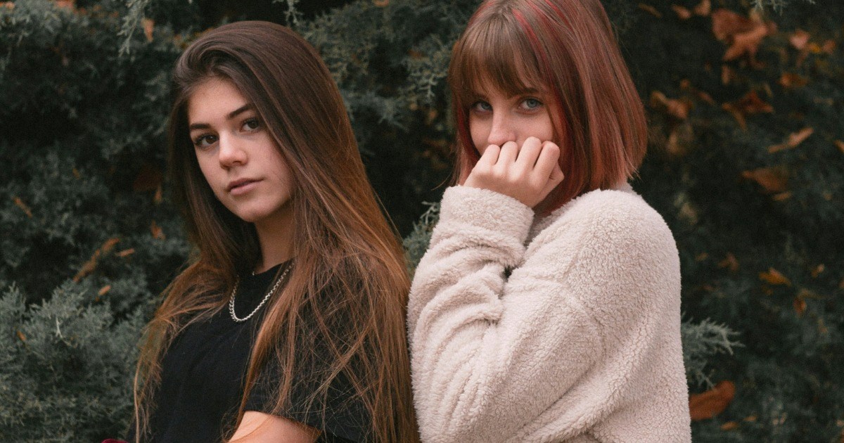 50-year-old parents blindside their oldest daughter by letting their 18-year-old daughter take over her condo rent-free