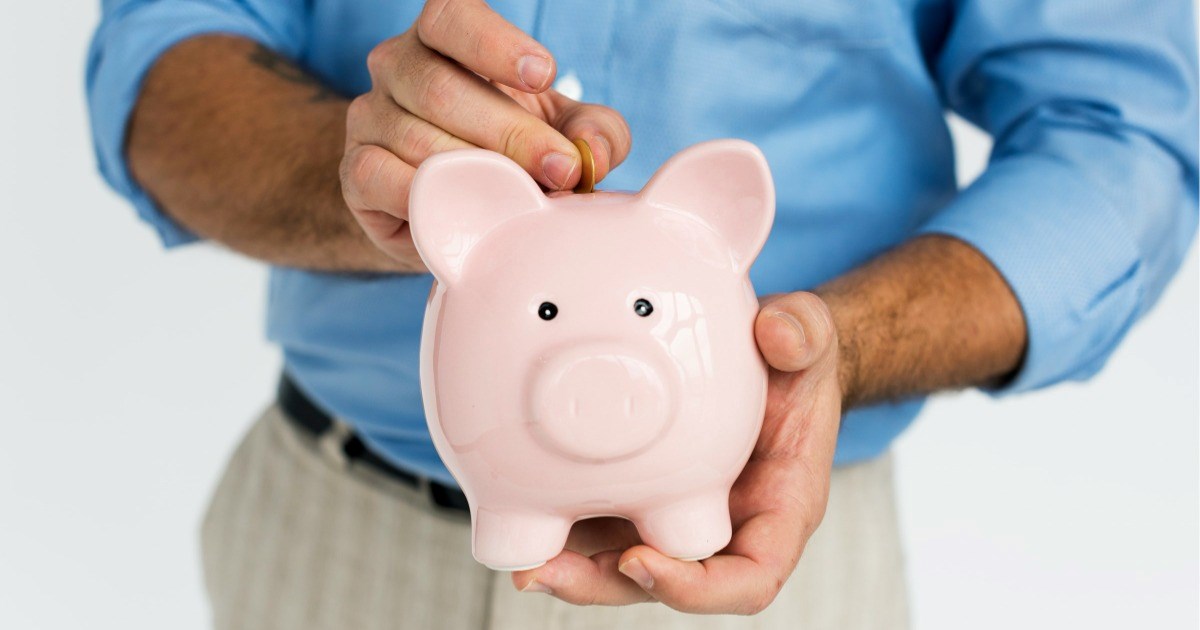 37-year-old man steals $48 from girlfriend's niece's piggy bank, girlfriend cuts him off: 'Not only did he take from a child, he did so without communication'