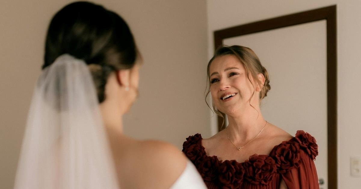 Frustrated bride refuses to apologize after anti-wedding mom rejects plans, skips events, leaves before reception, and later claims she was excluded: ‘I tried to include her every step of the way’