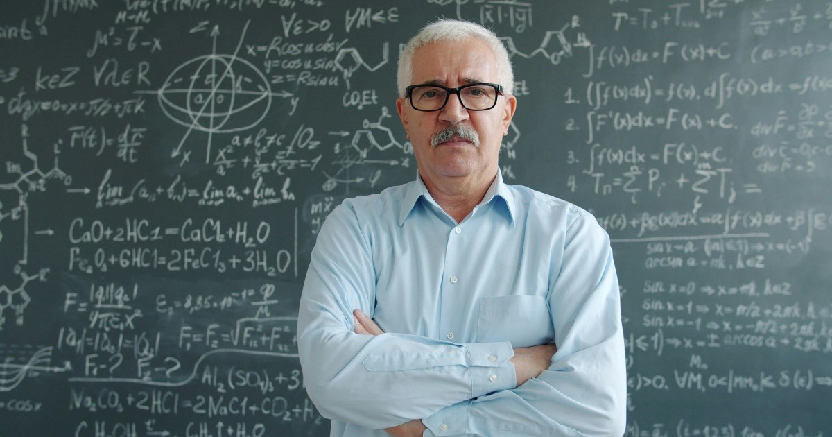 ‘[He] has taught longer than I have been alive. I am a first-year teacher. Trying to survive’: First-year teacher gets blocked trying to enter her classroom by a veteran colleague upset about classroom noise