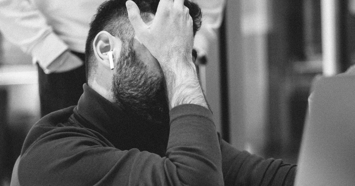 Boss denies employee's leave for father's memorial service: 'It was an undue stress on the team'