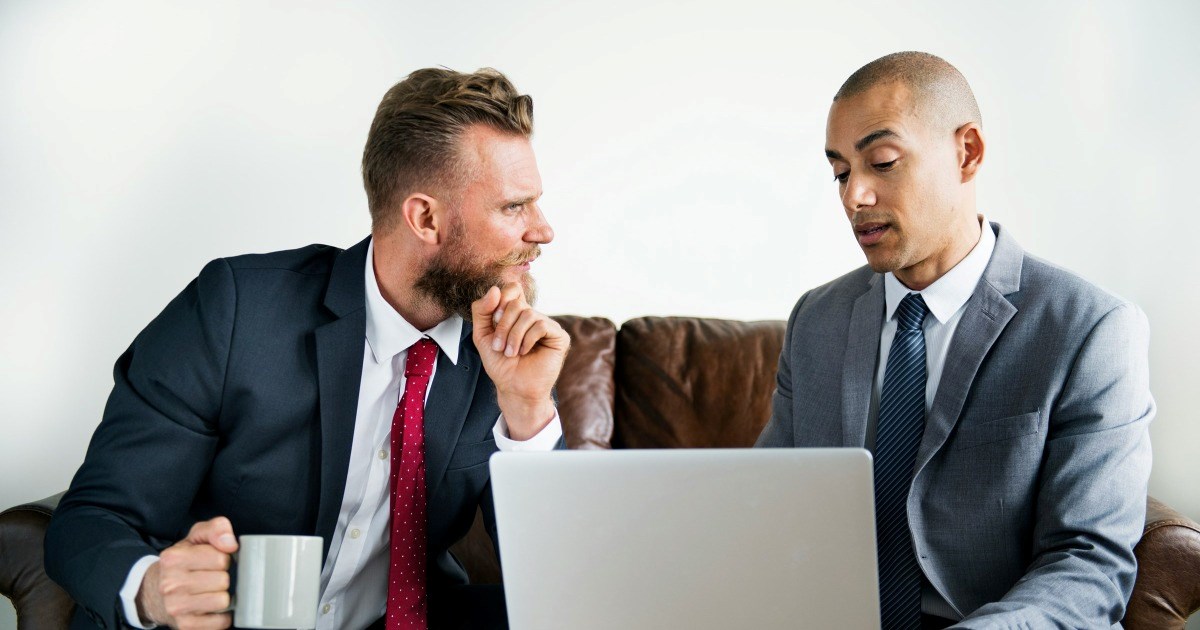 Manager accuses employee of being “too nice” to his team during performance review, leading employee to look for a new job: ‘I'm not good because my team likes me’