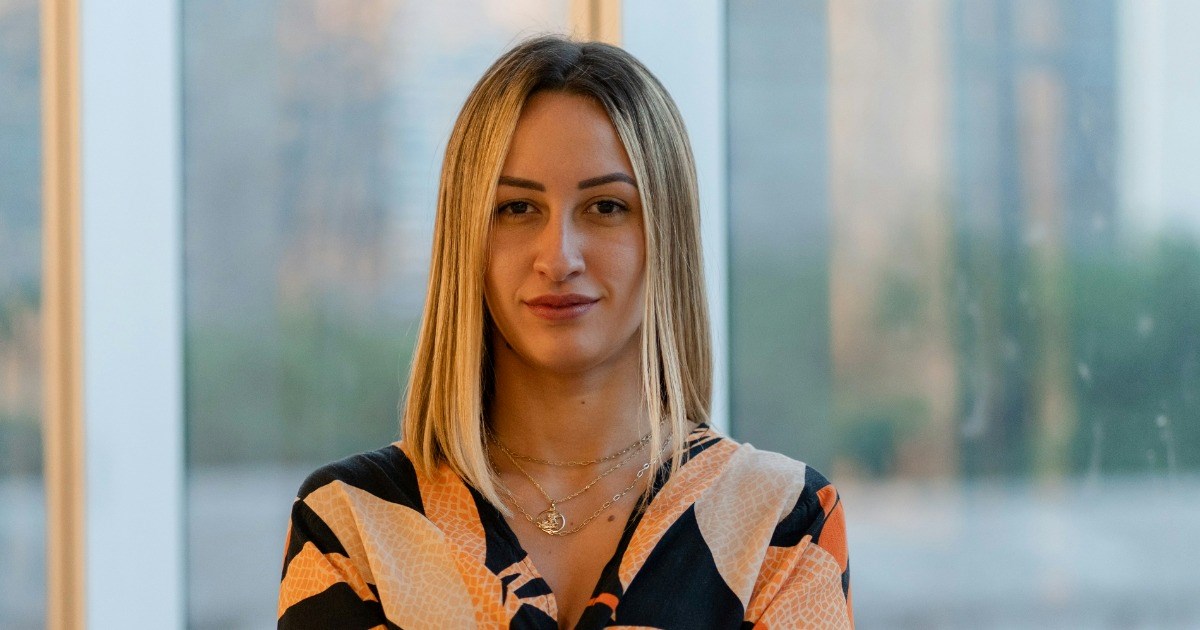 Employee triples workplace productivity, but her boss still complains about her leaving early a few times, pushing her to deliberately work slower instead of making the company more money