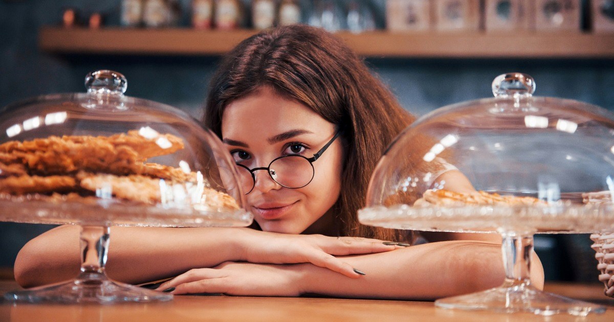 Bakery worker gets coworker fired after finding out she sold peanut pastries to a customer despite cutomer thinking it's peanut-free: ‘She deserved it’
