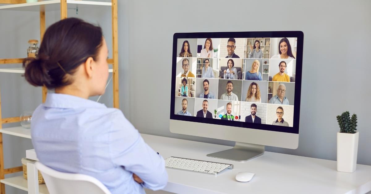 Overworked employee resigns live on camera during company meeting after discovering her new assistant is paid more than her: ‘Then she logged off’