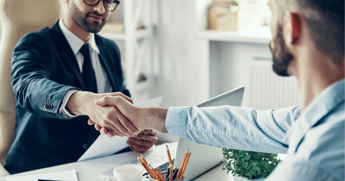 Employee quits job after getting verbal offer from another company, only to then be told the position got frozen and discover they hired someone else: ‘I don't know what to do’