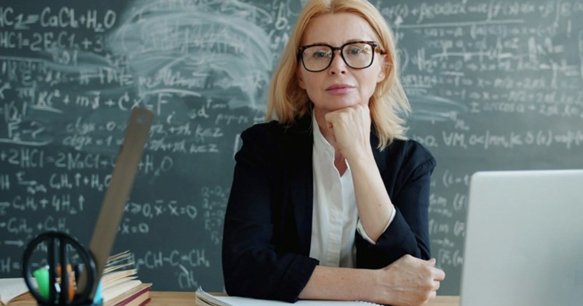 Teacher refuses to change student’s B- grade after mom brings in elaborate at-home science project, offers extra credit instead: ‘That clearly wasn’t the point of the task’ – FAIL Blog