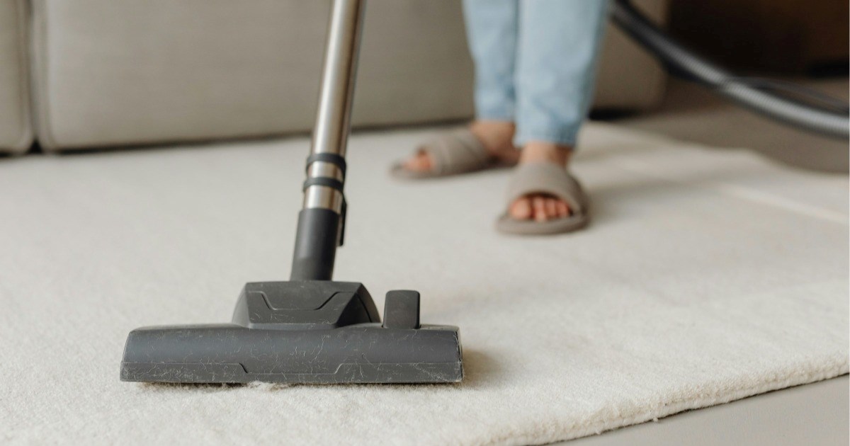 Landlord withholds tenant's entire $1,850 security deposit over a worn carpet, then sends an invoice from a repair company he secretly owns: ‘I’m preparing a demand letter’