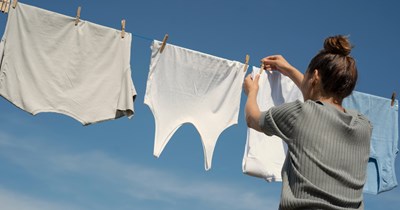 Neighbor accuses the woman next door of "stealing the sun" when she dries her laundry at the same time