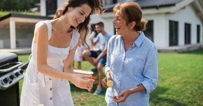 32-year-old husband stands up for 35-year-old wife after his mother demands to know when she'll have grandchildren: 'Whatever she decides is final, you don't get to talk to her like that'