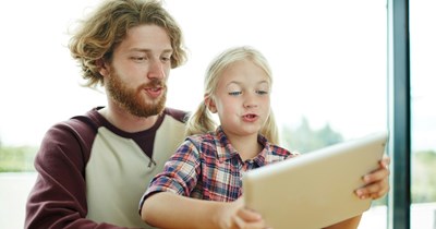 Remote employee forced to come into the office after his 6-year-old daughter makes a cameo during a Zoom call: 'My CEO freaked out!' 