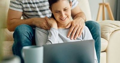 Wife finds dream job listing, husband considers applying because he's more qualified than her: 'We would not be competing'