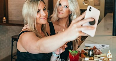 Woman makes friend pay for food 8 times because she earns $35k more than her, gets offended when asked to pay for herself: 'I've spent over $400 on her meals'