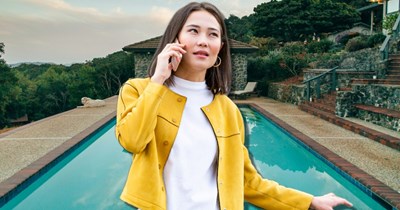 25-year-old woman sues cousin who knocked her brand new $1300 phone into a pool: 'I filed for wage garnishment'