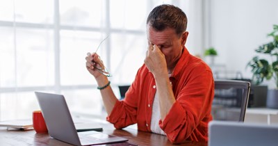 Boss denies 25-year veteran employee’s fully prepared PTO request, blocking their vacation despite having plenty of accrued time off