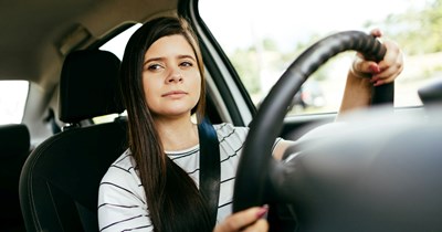 Dad faces 21-year-old daughter's car problems, boyfriend gets annoyed because he wanted to do it: 'It was starting to make her nervous to drive'