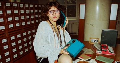 21 Things Teenagers Did Before Social Media Existed